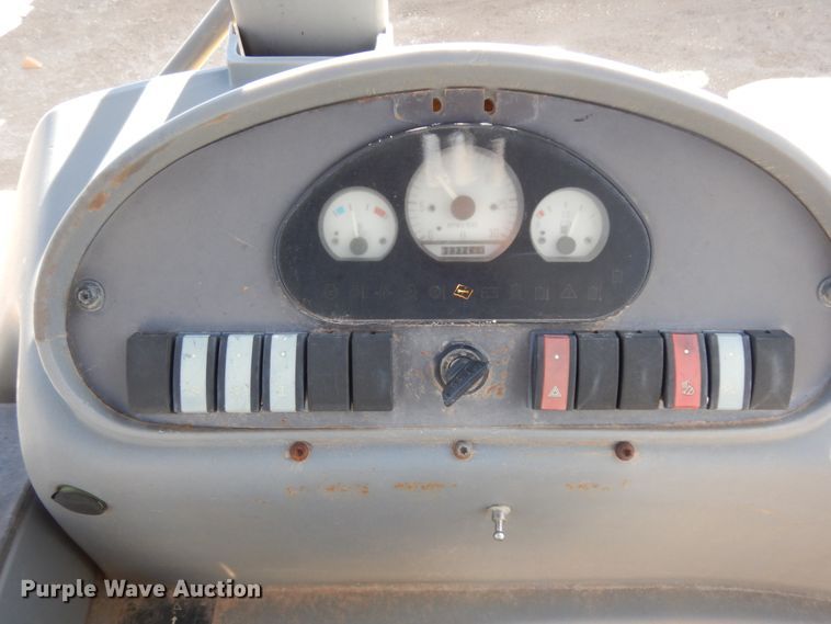 image for item DJ8170 2005 Volvo BL60  backhoe