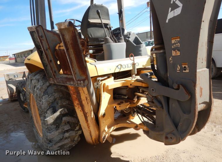 image for item DJ8170 2005 Volvo BL60  backhoe