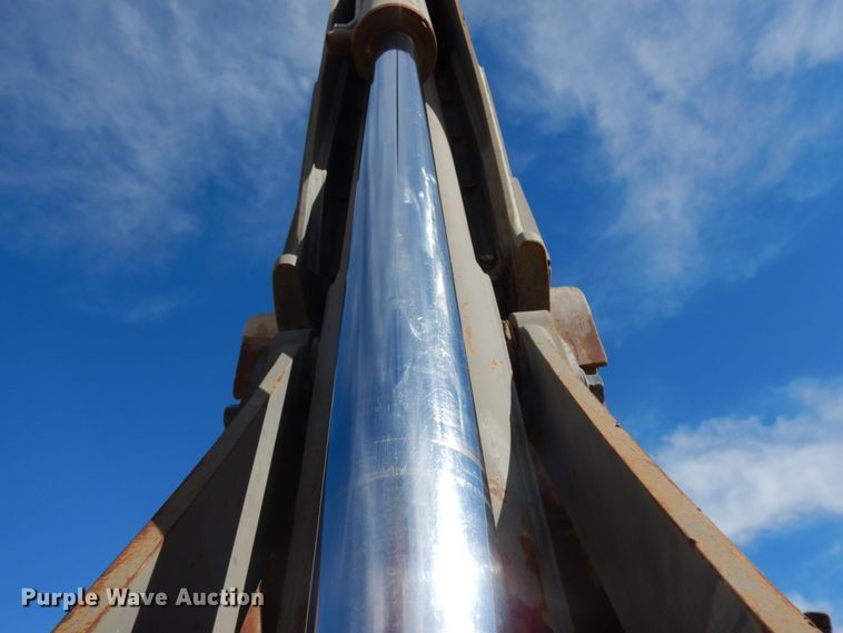 image for item DJ8170 2005 Volvo BL60  backhoe