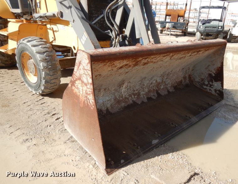 image for item DJ8170 2005 Volvo BL60  backhoe