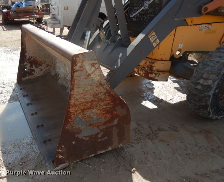 image for item DJ8170 2005 Volvo BL60  backhoe