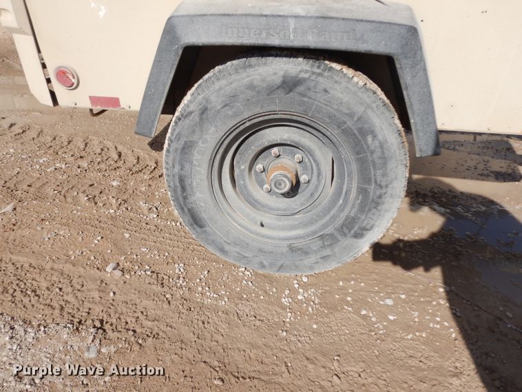 image for item DJ8171 Ingersoll Rand P260WIP  air compressor