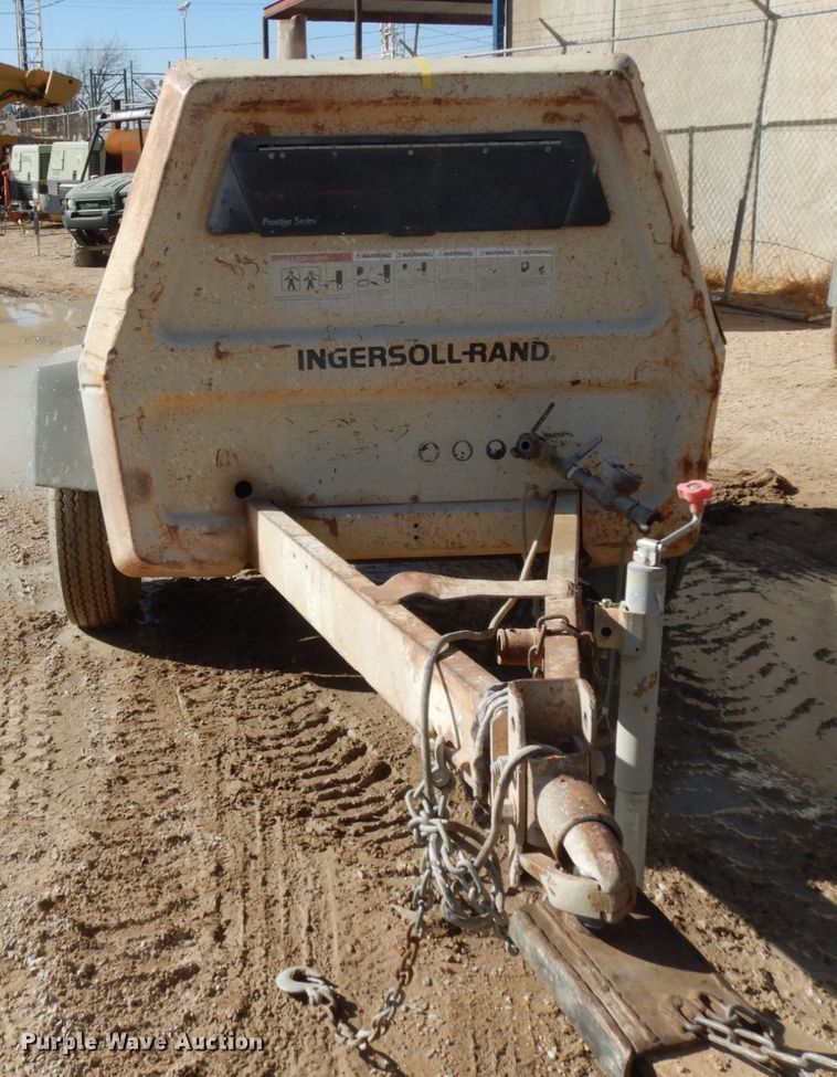 image for item DJ8172 Ingersoll Rand P185  air compressor