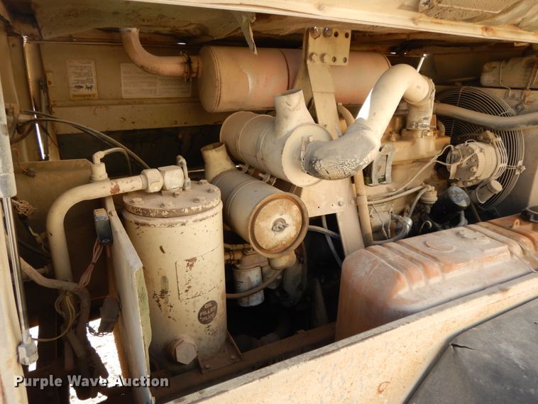 image for item DJ8172 Ingersoll Rand P185  air compressor