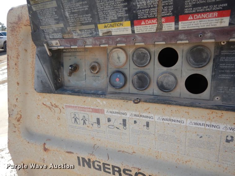 image for item DJ8172 Ingersoll Rand P185  air compressor