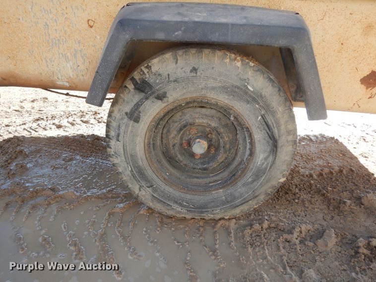 image for item DJ8172 Ingersoll Rand P185  air compressor