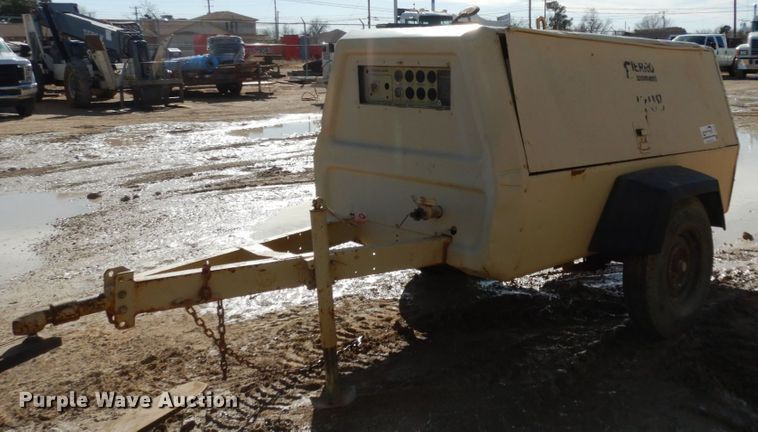 image for item DJ8173 1995 Ingersoll Rand P250  air compressor