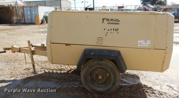 image for item DJ8173 1995 Ingersoll Rand P250  air compressor