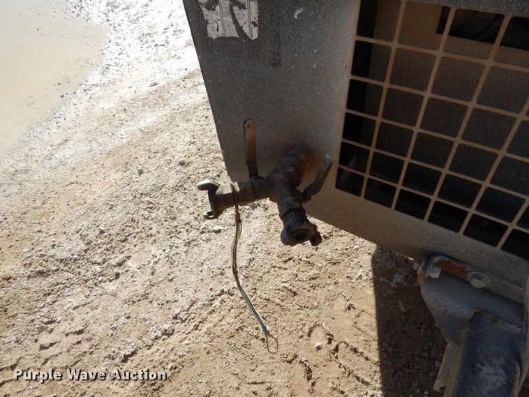 image for item DJ8174 2007 Sullair 260  air compressor