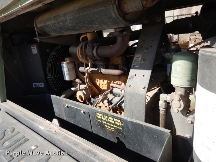 image for item DJ8174 2007 Sullair 260  air compressor