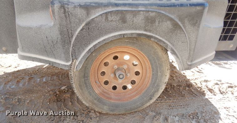 image for item DJ8174 2007 Sullair 260  air compressor