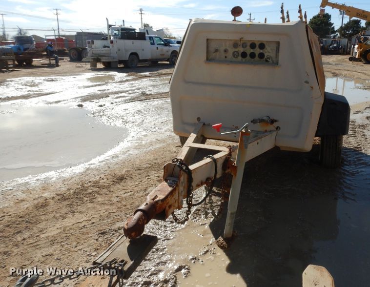 image for item DJ8175 1994 Ingersoll Rand 250  air compressor