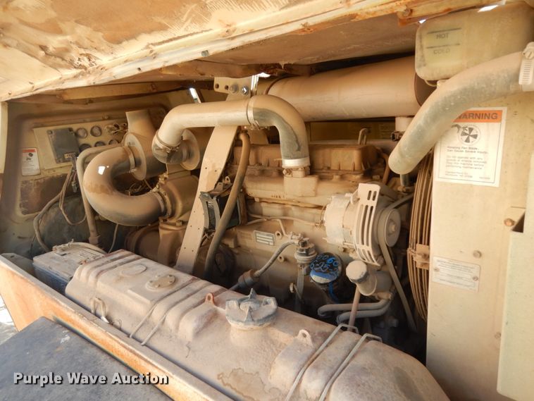 image for item DJ8175 1994 Ingersoll Rand 250  air compressor