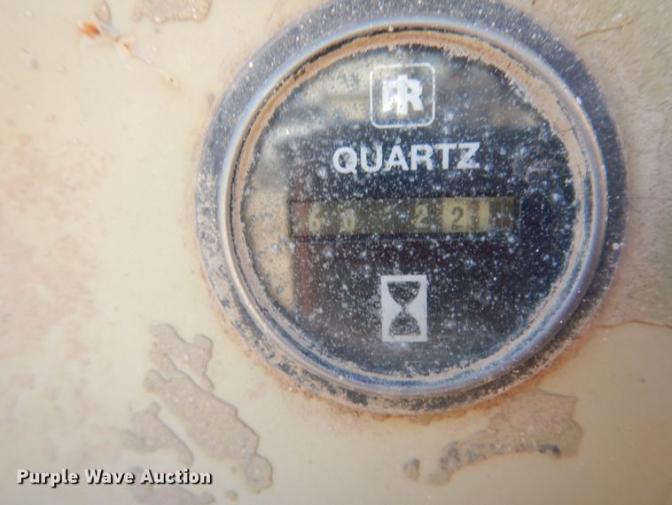 image for item DJ8175 1994 Ingersoll Rand 250  air compressor