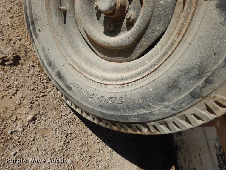 image for item DJ8175 1994 Ingersoll Rand 250  air compressor