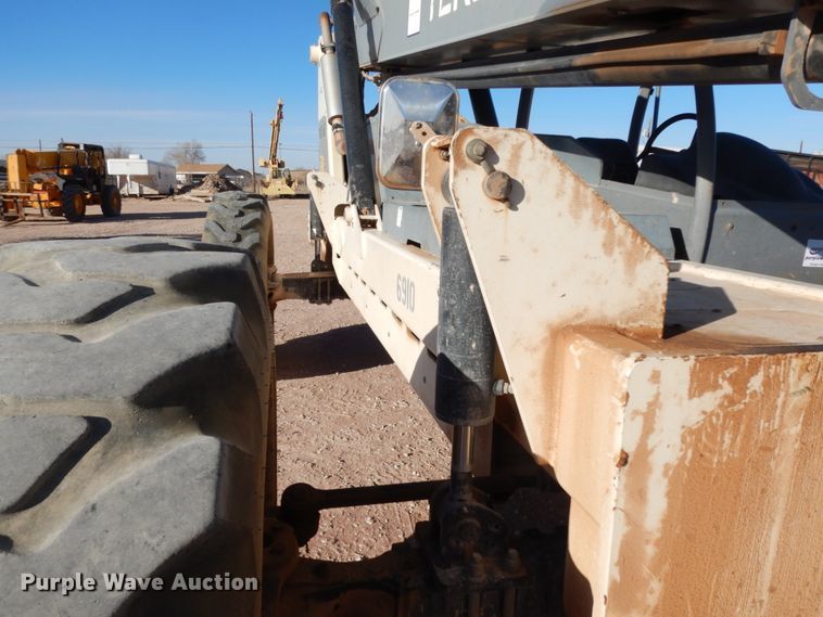 image for item DJ8178 2006 Terex TH844C  telehandler