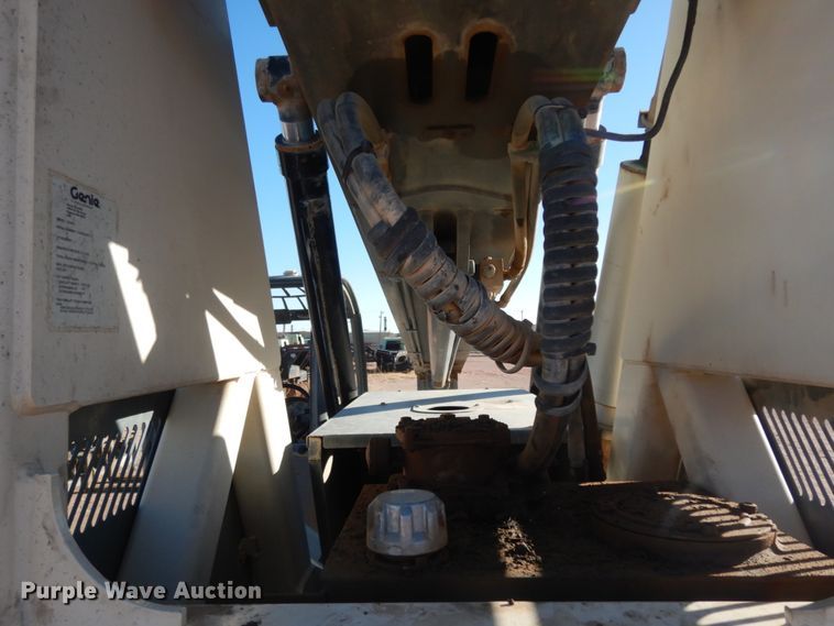 image for item DJ8178 2006 Terex TH844C  telehandler