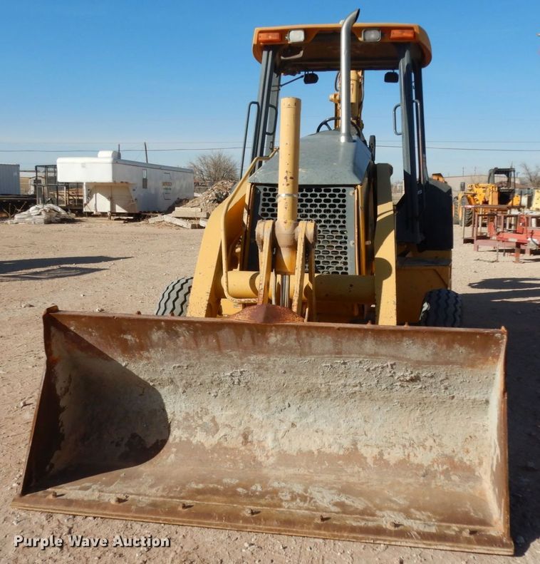 image for item DJ8179 2002 John Deere 310G  backhoe