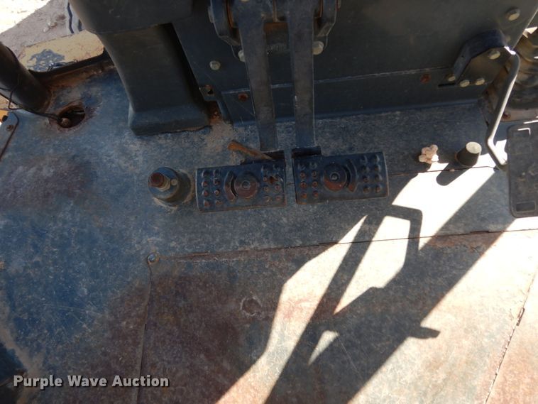 image for item DJ8179 2002 John Deere 310G  backhoe