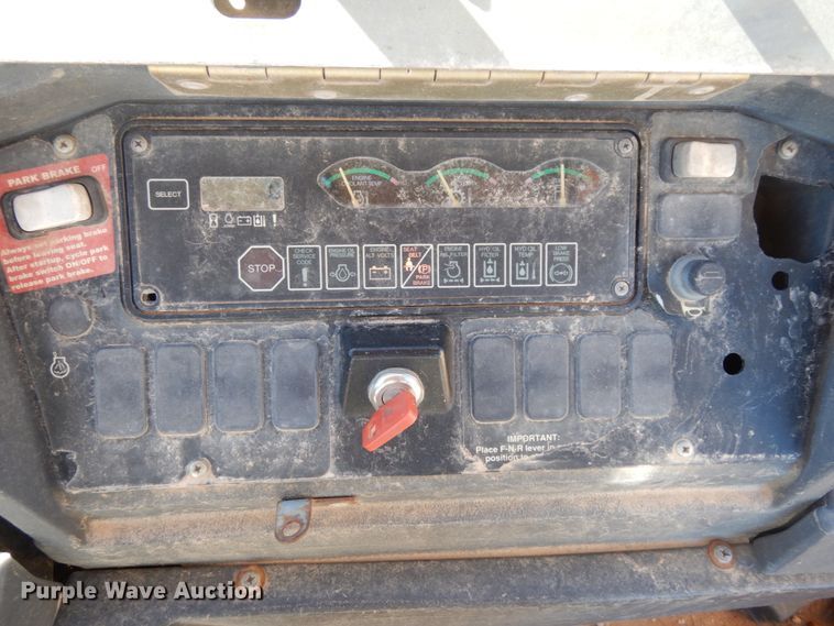 image for item DJ8179 2002 John Deere 310G  backhoe