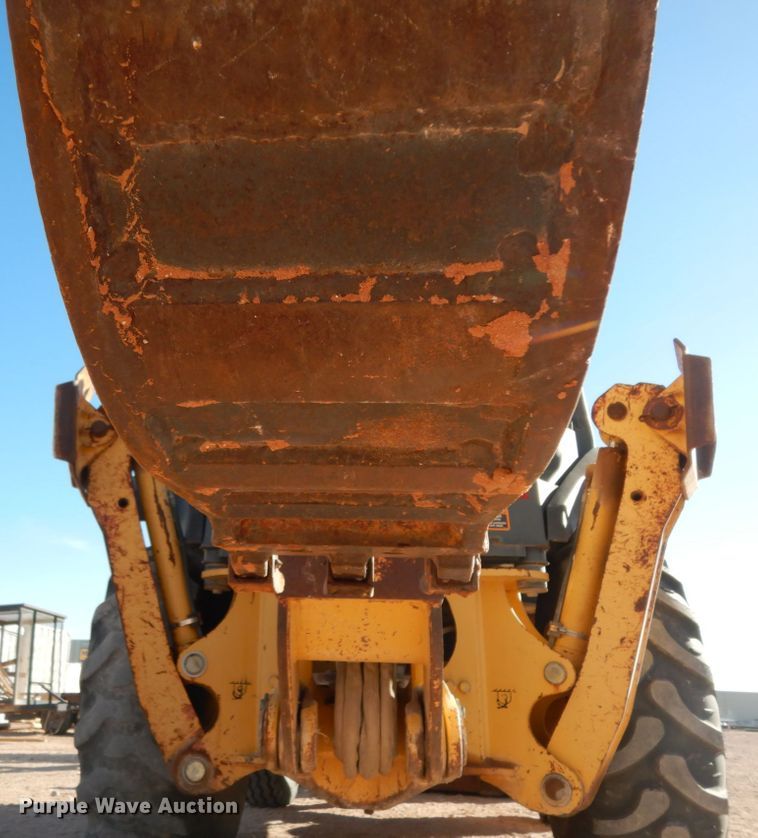 image for item DJ8179 2002 John Deere 310G  backhoe