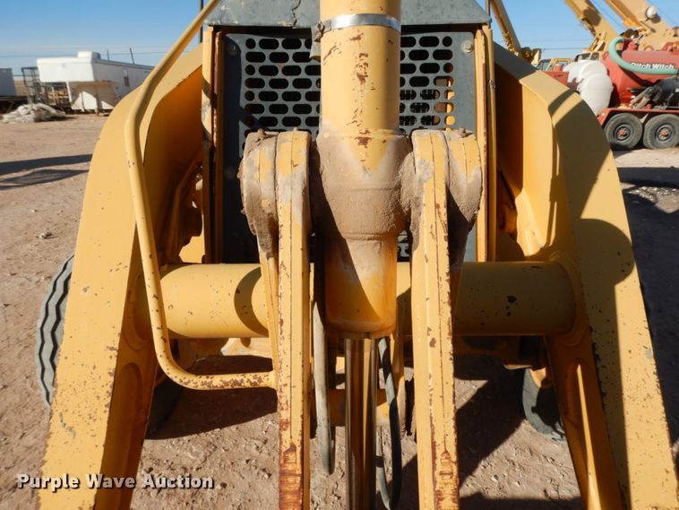 image for item DJ8179 2002 John Deere 310G  backhoe