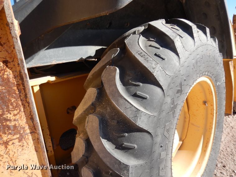 image for item DJ8179 2002 John Deere 310G  backhoe