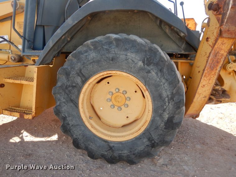 image for item DJ8179 2002 John Deere 310G  backhoe