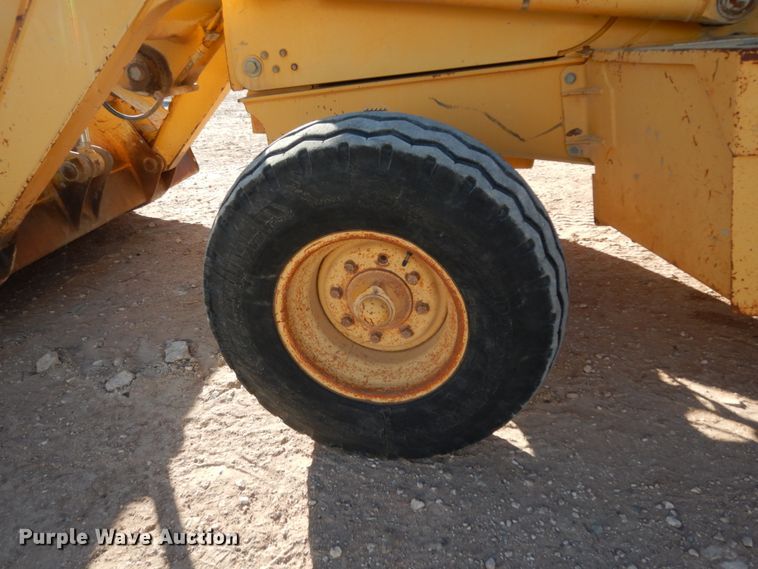 image for item DJ8179 2002 John Deere 310G  backhoe