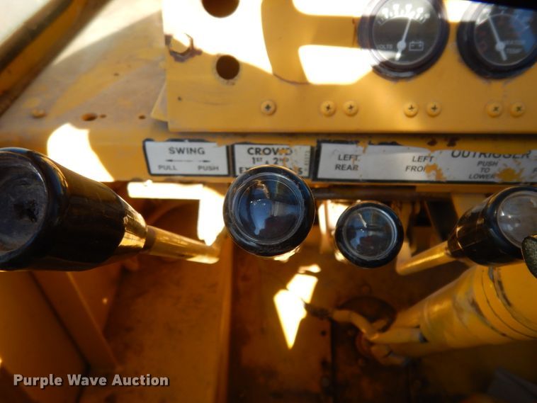 image for item DJ8181 1971 Galion 150A  crane