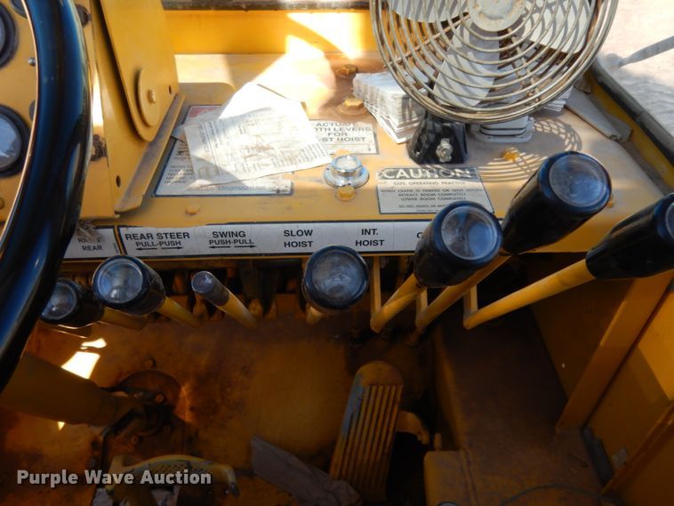 image for item DJ8181 1971 Galion 150A  crane