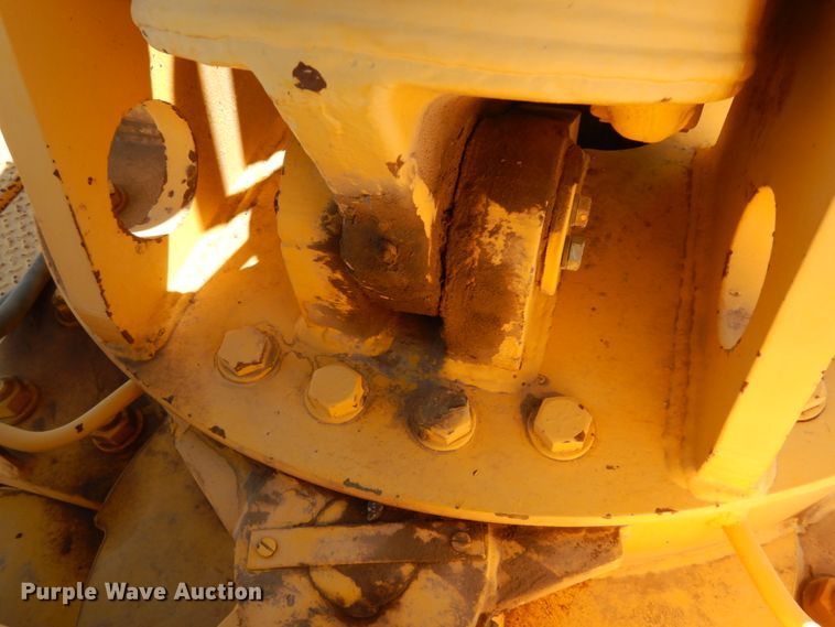 image for item DJ8181 1971 Galion 150A  crane