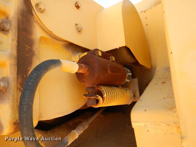 image for item DJ8181 1971 Galion 150A  crane