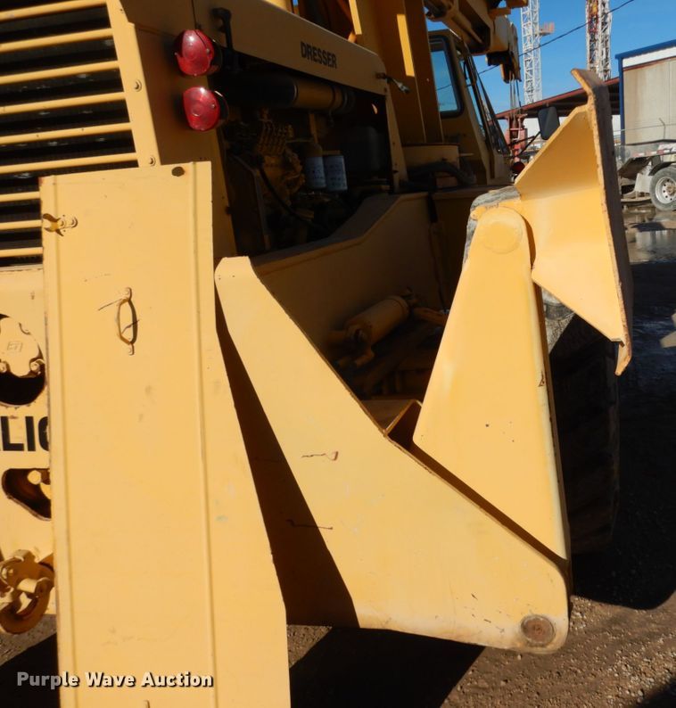 image for item DJ8181 1971 Galion 150A  crane