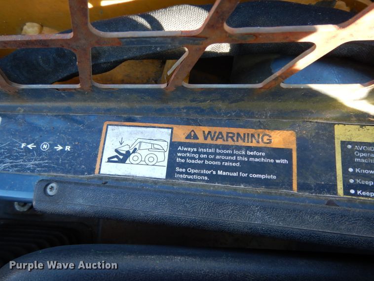 image for item DJ8187 2010 John Deere 332D  skid steer loader