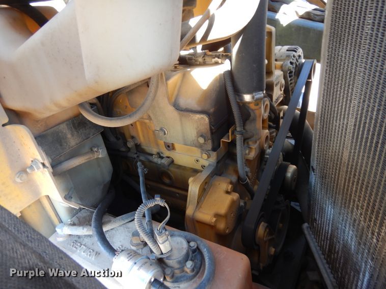 image for item DJ8187 2010 John Deere 332D  skid steer loader