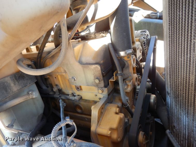 image for item DJ8187 2010 John Deere 332D  skid steer loader