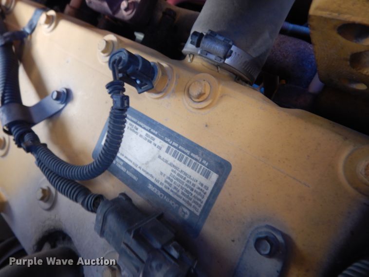 image for item DJ8187 2010 John Deere 332D  skid steer loader