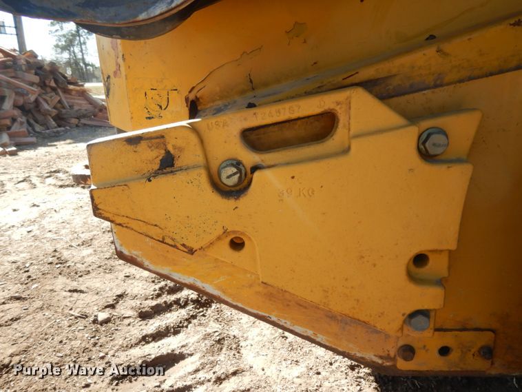 image for item DJ8187 2010 John Deere 332D  skid steer loader