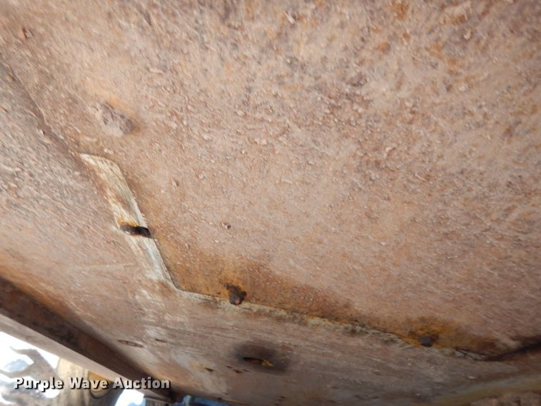 image for item DJ8187 2010 John Deere 332D  skid steer loader