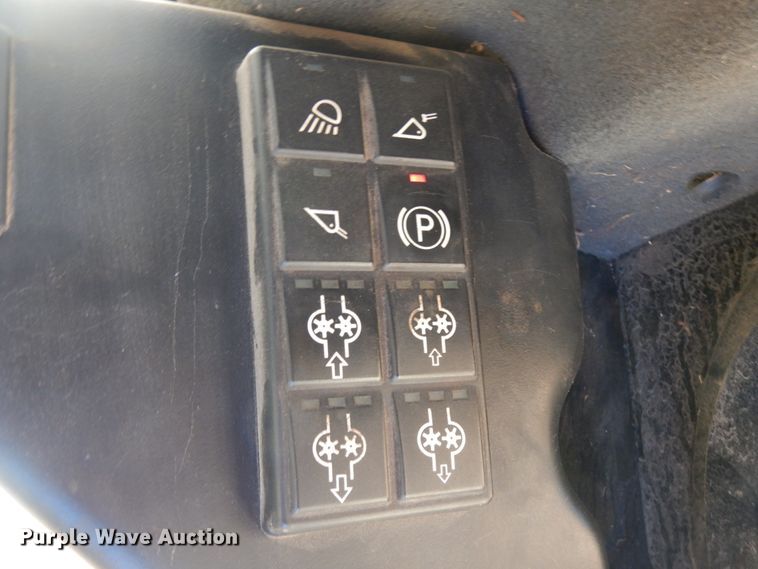 image for item DJ8188 2014 Terex PT110F  skid steer loader