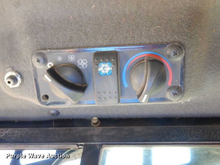 image for item DJ8188 2014 Terex PT110F  skid steer loader