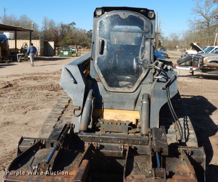 image for item DJ8189 2012 John Deere 333DT  skid steer loader