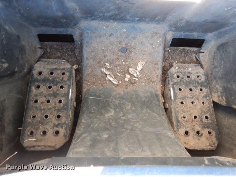 image for item DJ8189 2012 John Deere 333DT  skid steer loader