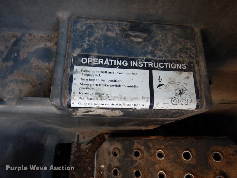 image for item DJ8189 2012 John Deere 333DT  skid steer loader