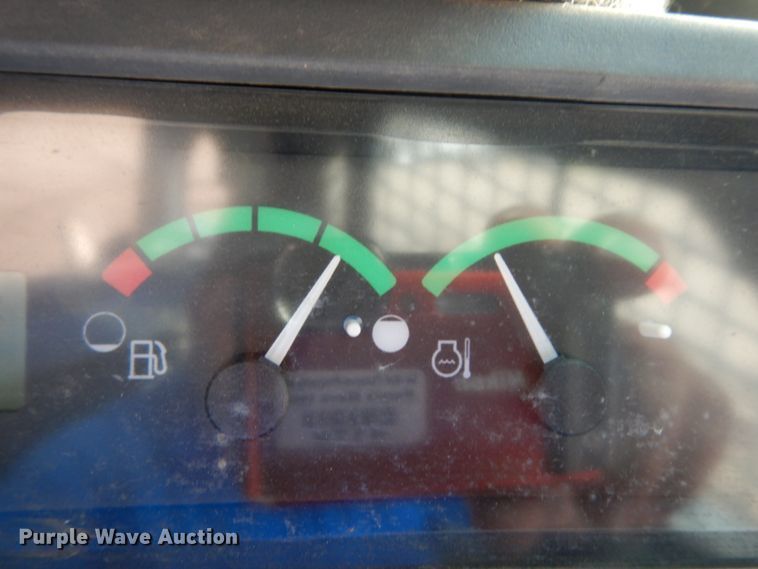 image for item DJ8189 2012 John Deere 333DT  skid steer loader