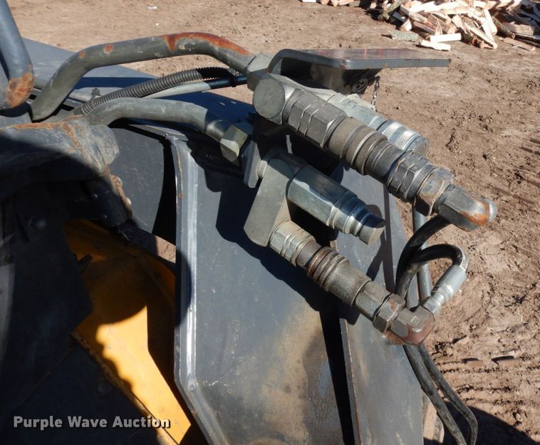 image for item DJ8189 2012 John Deere 333DT  skid steer loader