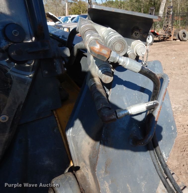 image for item DJ8189 2012 John Deere 333DT  skid steer loader