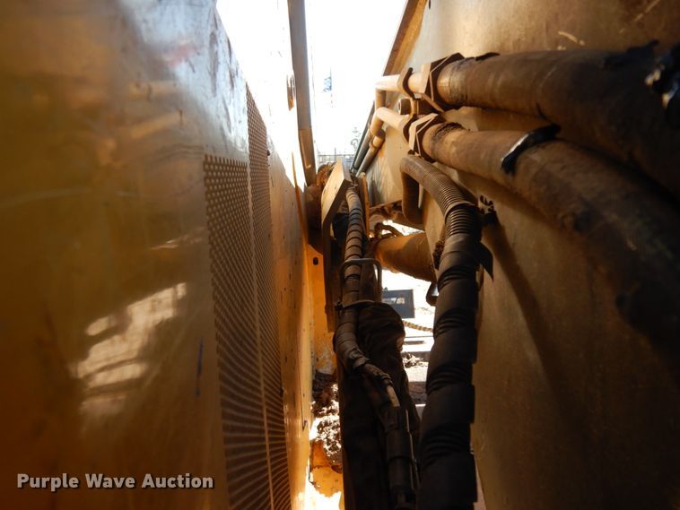 image for item DJ8189 2012 John Deere 333DT  skid steer loader