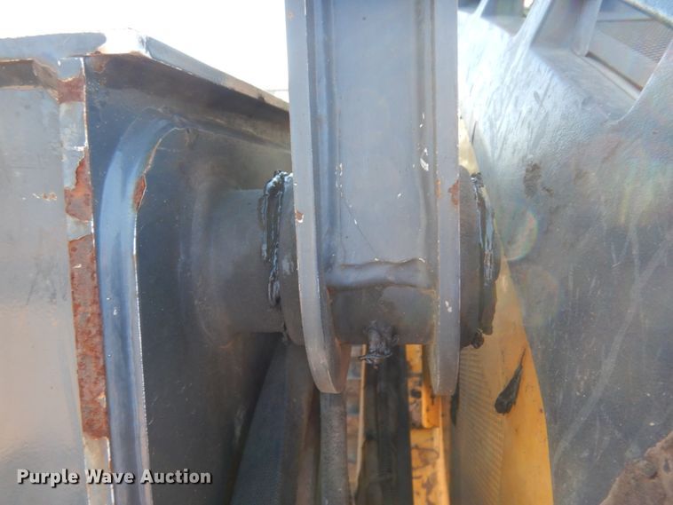 image for item DJ8189 2012 John Deere 333DT  skid steer loader